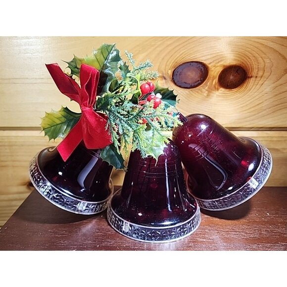 Vintage Carolites Bells of Noel Musical Lighted 3-Bell Cluster Christmas Read - Picture 1 of 16